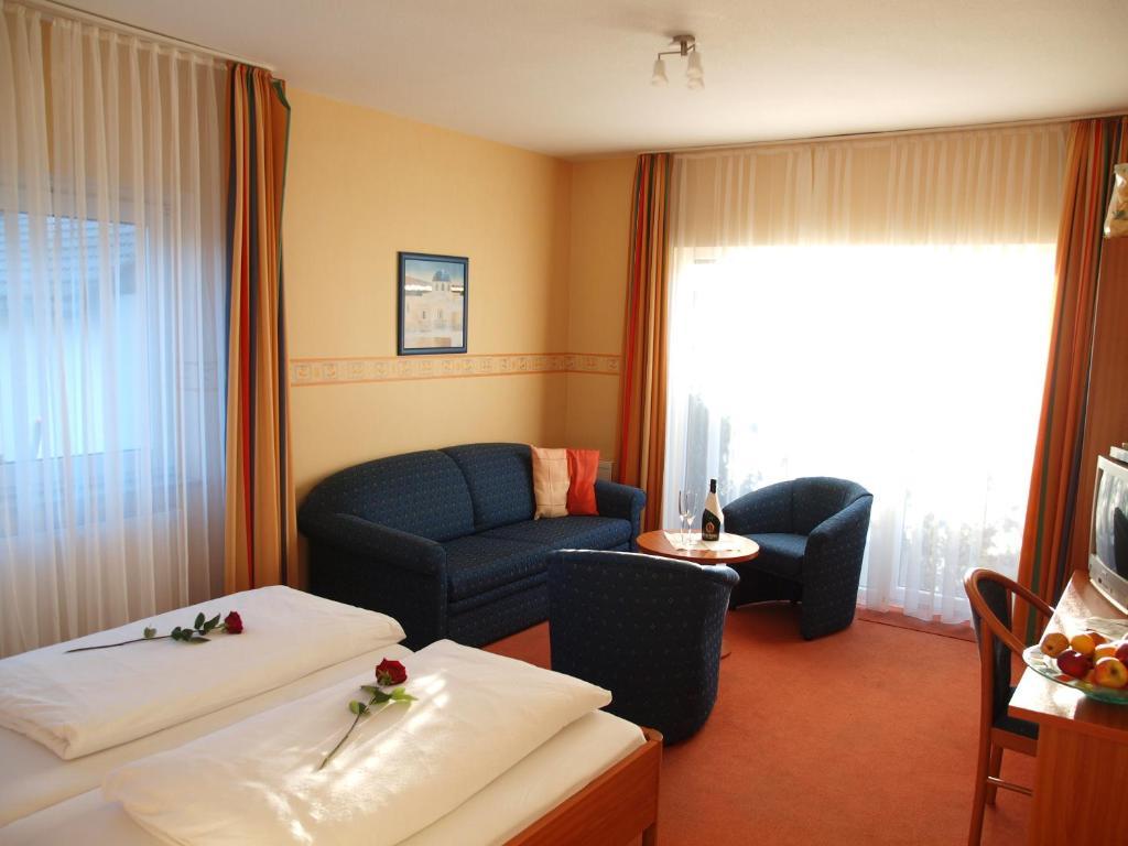 Altes Doktorhaus - Hotel Garni Willingen  Pokój zdjęcie